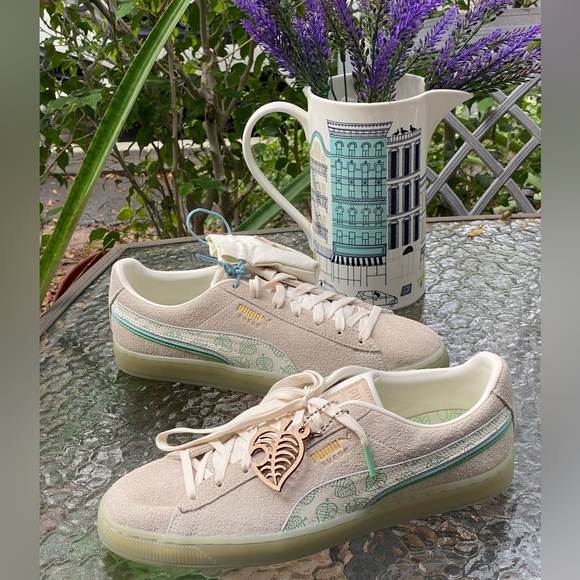 Animal Crossing Puma Suede Tan Sneakers - Picture 6 of 16